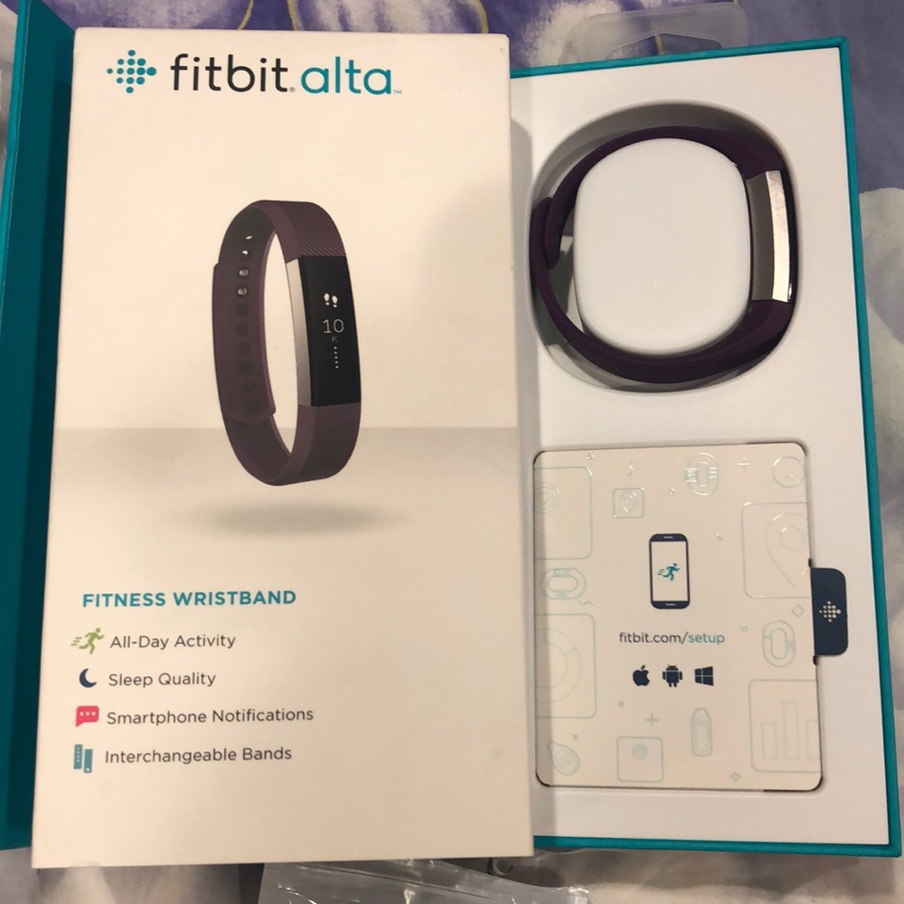 Fitbit Alta - image 1
